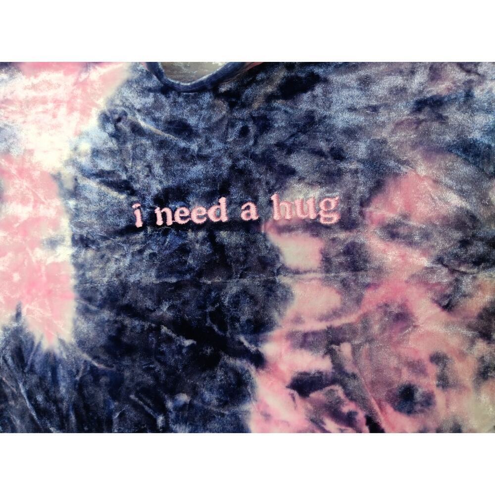 Teddy Fresh Urban Outfitters Tie Dye M NWT Velvet Long Sleeve "I Need A Hug" Top - Picture 10 of 16